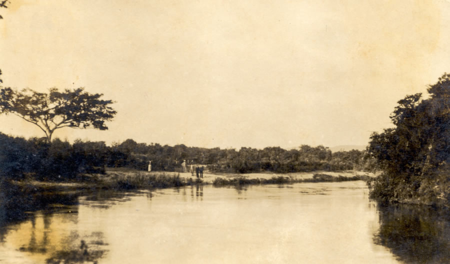 Vista do rio Pinheiros, 1920 - Crdito: Centro Pr Memria Hans Nobiling