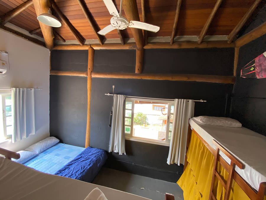 Hostel Caiçara, o único de Maresias com quartos compartilhados exclusivos para mulheres