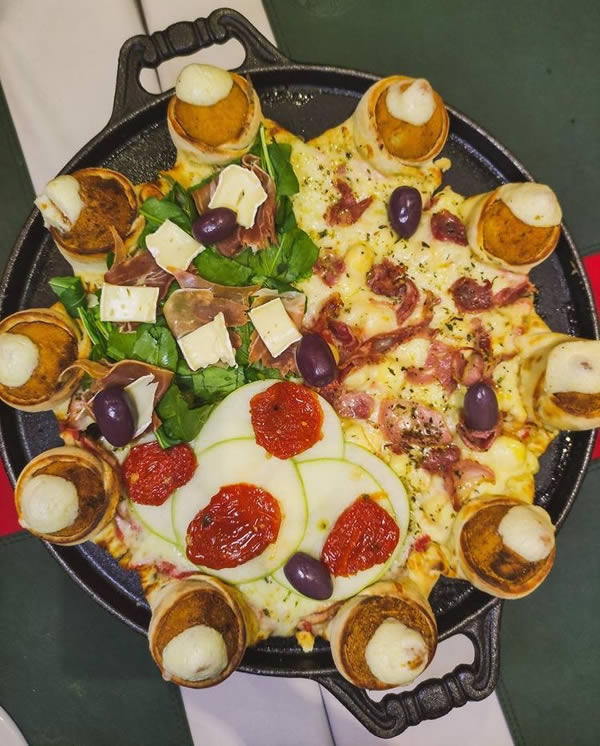 Nestor Pizzaria - Pizza Salgada borda coxinha
